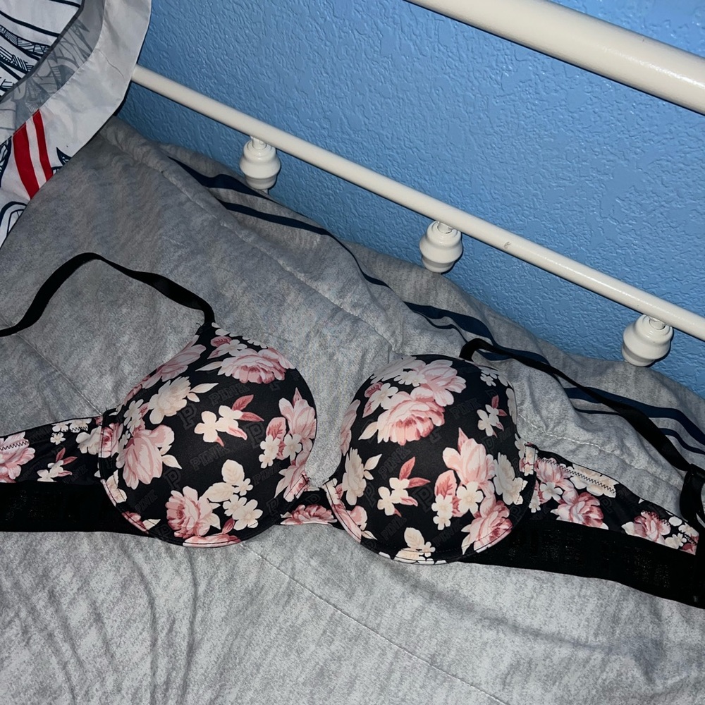 PINK Bra